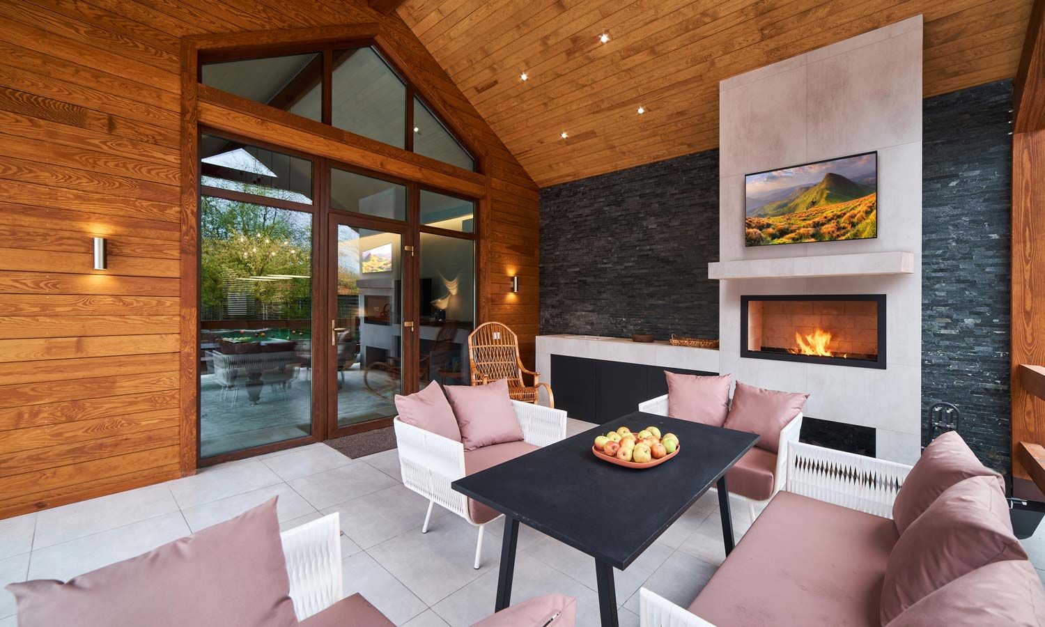 Outdoor Entertainment