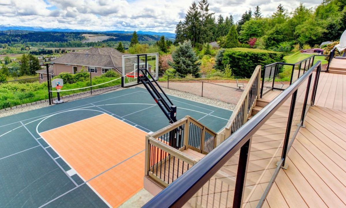 setting up outdoor sound system